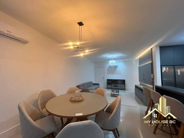 #5M333 - Apartamento para Locação em Balneário Camboriú - SC