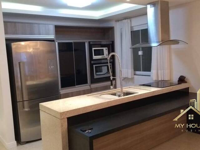 #21 - Apartamento para Locação em Balneário Camboriú - SC